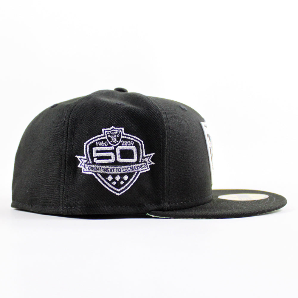 Las Vegas Raiders Custom New Era 59FIFTY Cap Chrome Black