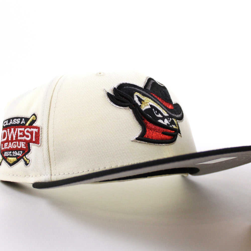 New Era 59FIFTY Low Profile Hat - Stone/White “Wings” 7 1/4