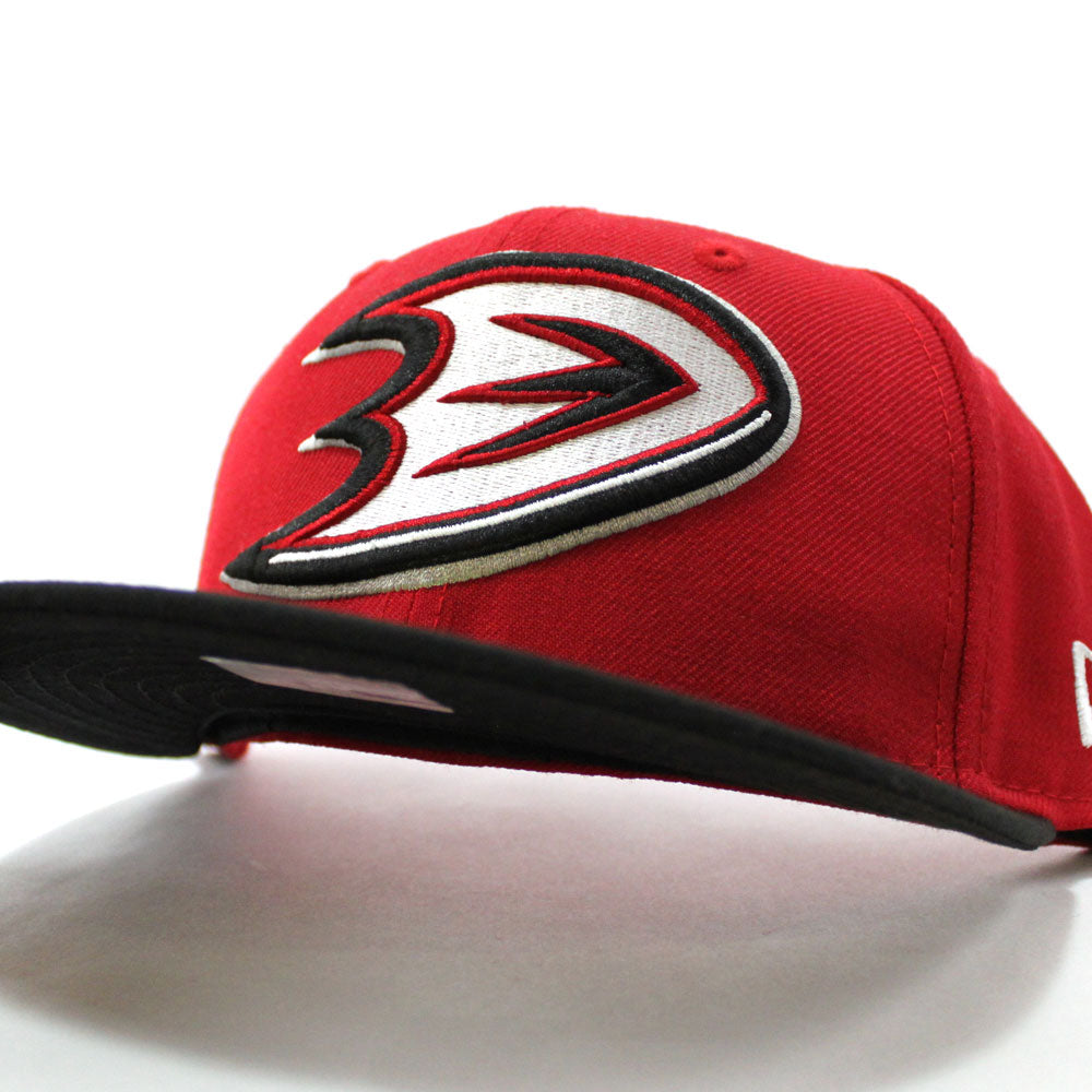  New Era 59Fifty Anaheim Mighty Ducks Fitted Hat (Maroon) Men's  NHL Hockey Cap - 7 3/8 : Clothing, Shoes & Jewelry