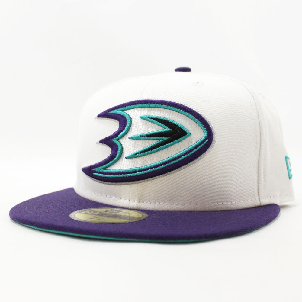 Vintage Apex One Anaheim Mighty Ducks Hat Cap Fitted 7 3/8 White Purple