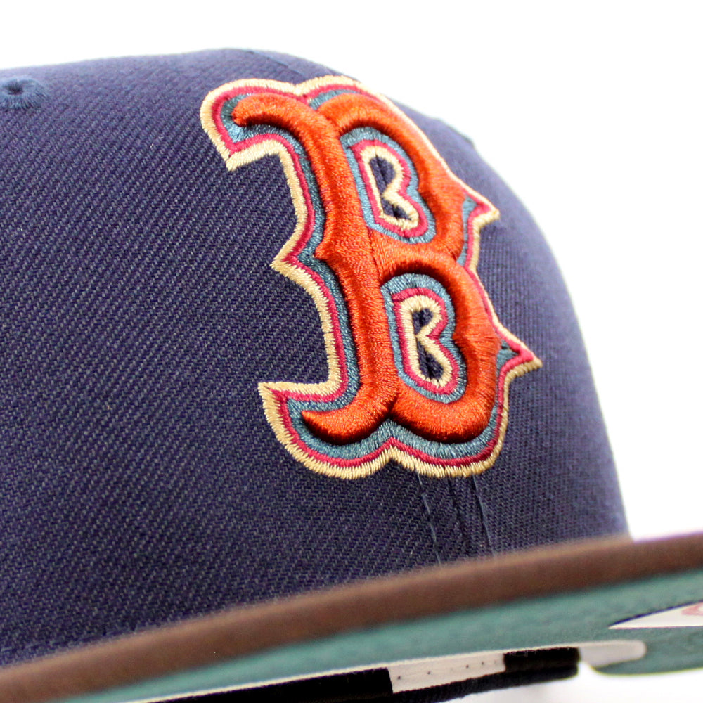 Boston Redsox WORLD SERIES CHAMPIONS 2004 New Era 59Fifty Fitted Hat (NAVY  BURNT WOOD PINE NEEDLE GREEN Under Brim)