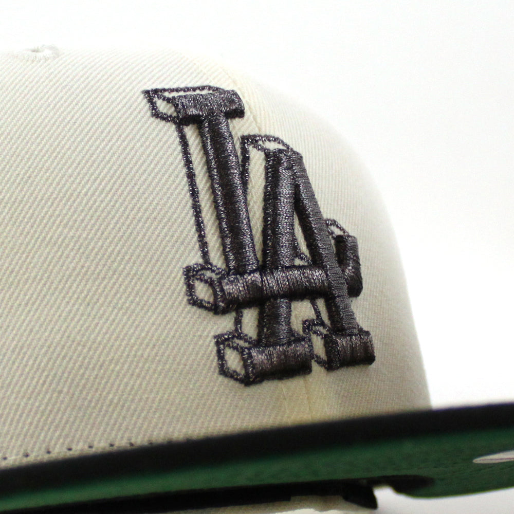 New Era Kelly Green Los Angeles Dodgers White Logo 59FIFTY Fitted Hat