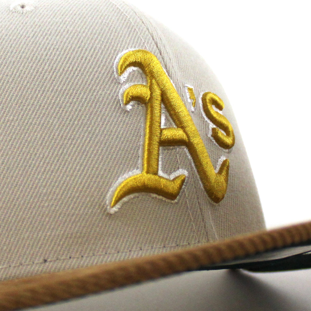 Atlanta Braves 2022 5950 Cord Visor New Era Fitted Hat (Corduroy Green Under BRIM) 7 3/4