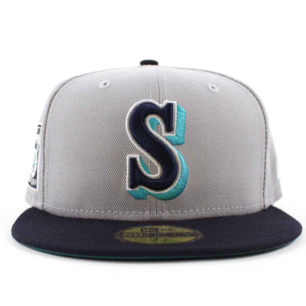 New Era Seattle Mariners Cyberpunks 30th Anniversary Patch Hat Club Exclusive 59FIFTY Fitted Hat Navy
