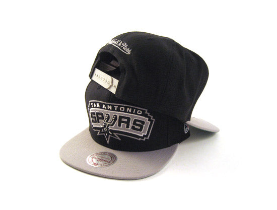 San Antonio Spurs Mitchell and Ness Snapback Hat (TEAM COLORS)